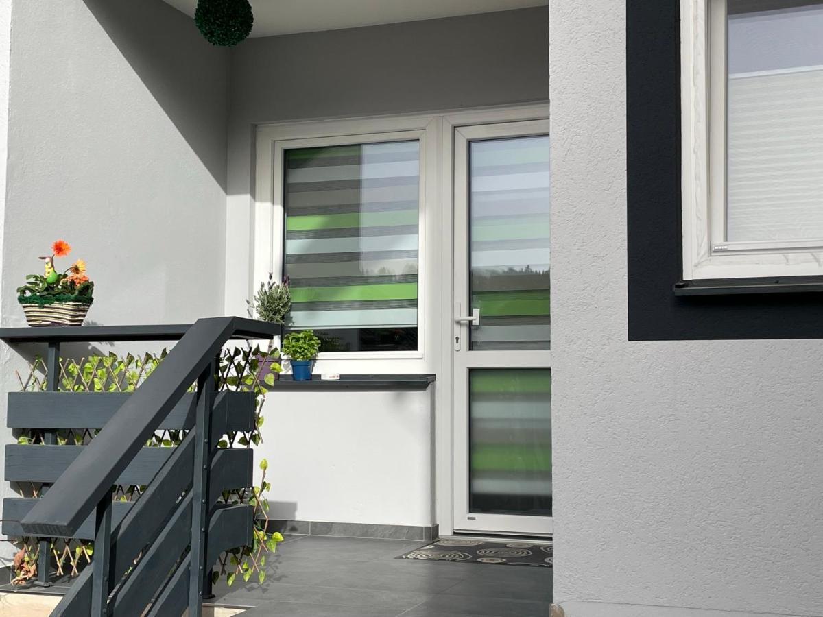 Wehr Orchidee Apartment Екстериор снимка